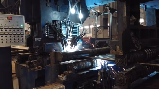 Kohle/Biomasse/Holz/Msw/mit festen Abfällen befeuerter Dampfkessel/CFB-Dampfkessel/Heißwasserkessel (Zirkulierender Wirbelschichtdampfkessel 15–50 t/h)